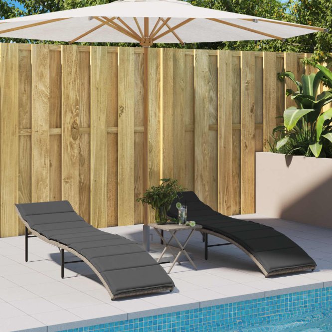 vidaXL Sonnenliegen 2 Stk. mit Auflagen Schwarz Poly Rattan