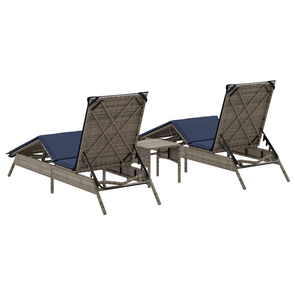 vidaXL Sonnenliegen 2 Stk. mit Tisch Grau Poly Rattan