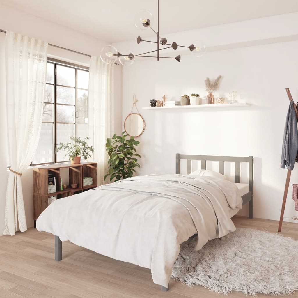 Massivholzbett ohne Matratze